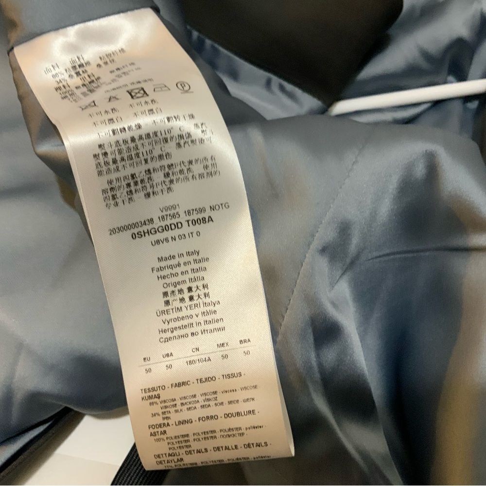 New with tags Giorgio Armani Blazer women Size 50 made in Italy $1850 - Picture 11 of 13